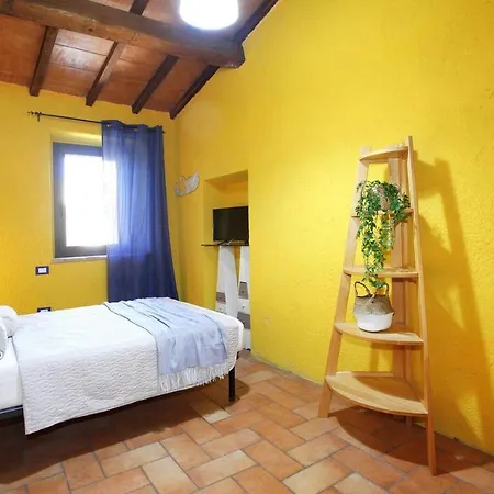 Relax A 2 Piani E Giardino Privato Con Vista Sulle Colline Umbre