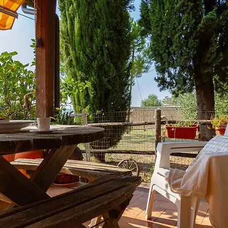 Relax A 2 Piani E Giardino Privato Con Vista Sulle Colline Umbre ヴィラ *